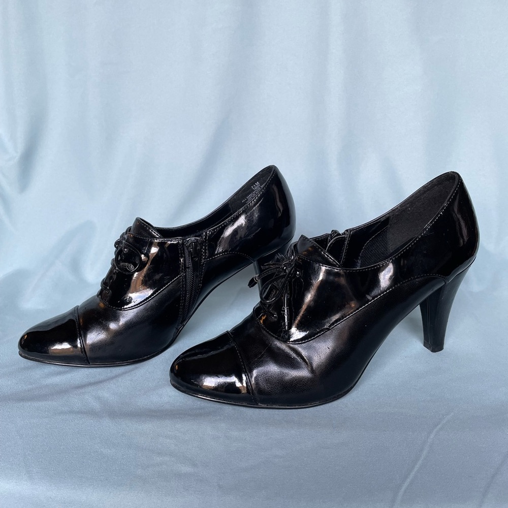 Black 3.5in heels